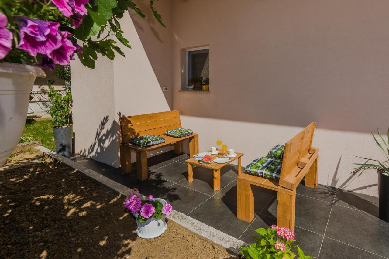 Lovely Apartment M&K In Peaceful Area - Zadar Exteriér fotografie
