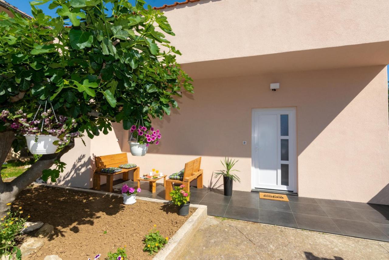 Lovely Apartment M&K In Peaceful Area - Zadar Exteriér fotografie